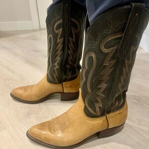 Vintage Larry Mahan Brown Western Cowboy Boots Men’s Sz 8 1/2 D.   Pre owned.